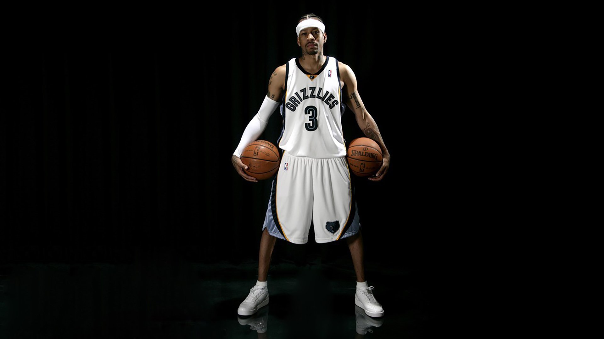 包含今夜世界杯前瞻：字母哥伤情更新，上海海港冲击零封纪录的词条